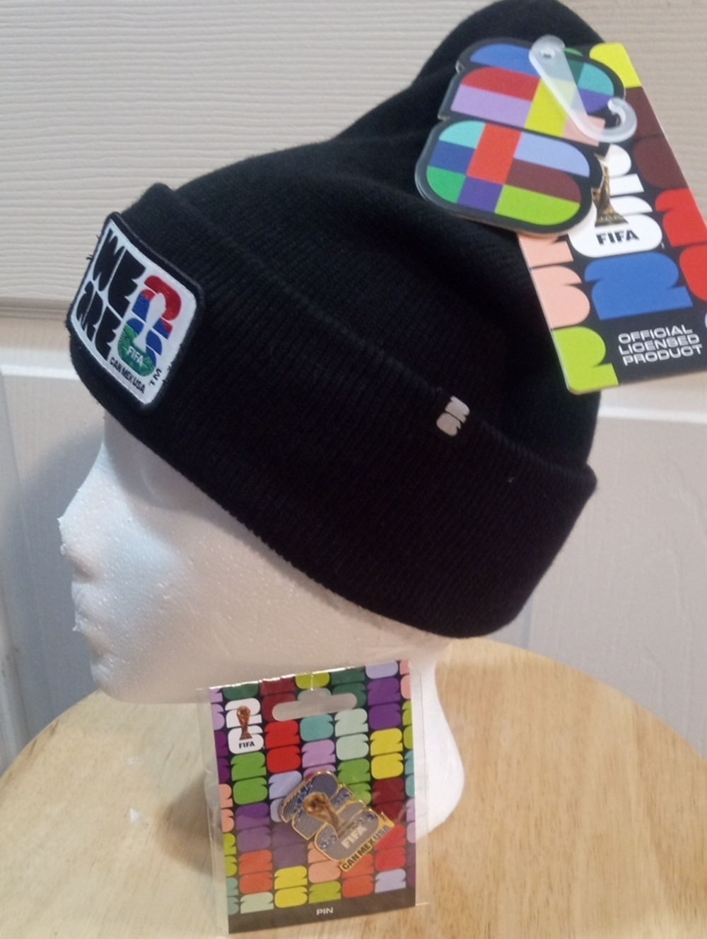 FIFA 2026 WINTER BEANIE & PIN